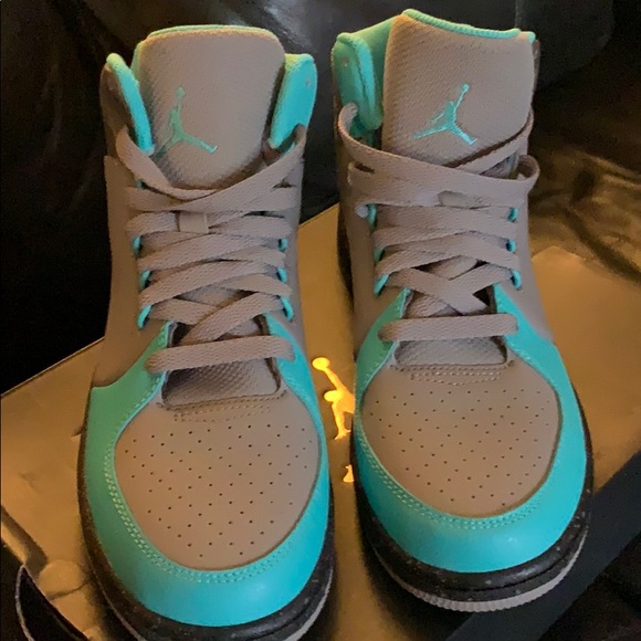 jordan 26 flight 3 prezzo